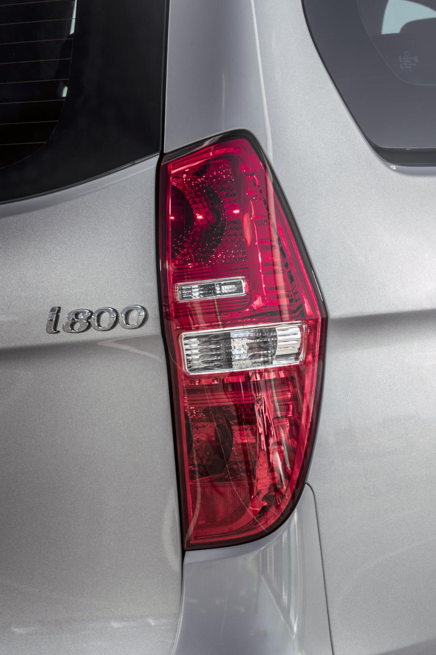 Детали экстерьера Hyundai i800 2018 года  (фото 7 из 19)